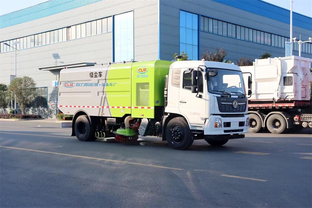 8方干掃車-程力東風(fēng)天錦高端大型8方干掃車廠家價(jià)格